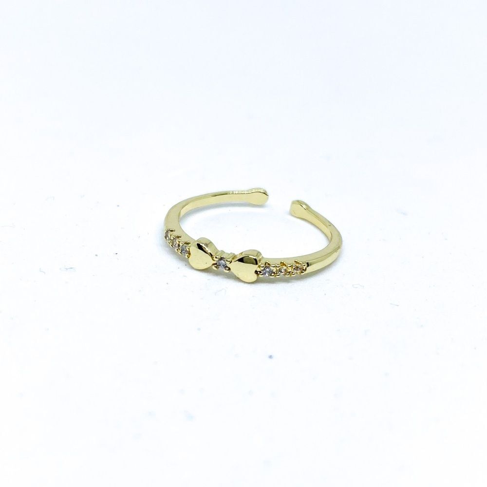 NWT gold tone tiny bow cubic zirconia dainty Ring
